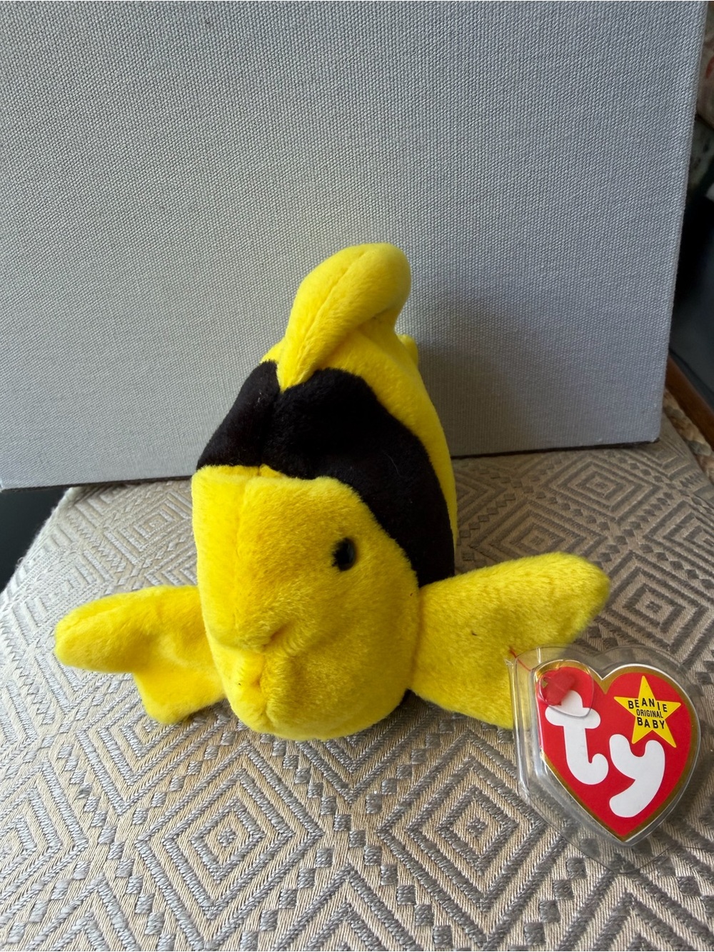 Ty Beanie Baby Yellow & Black Plush Fish “Bubbles” 2995 Retired Tag Errors